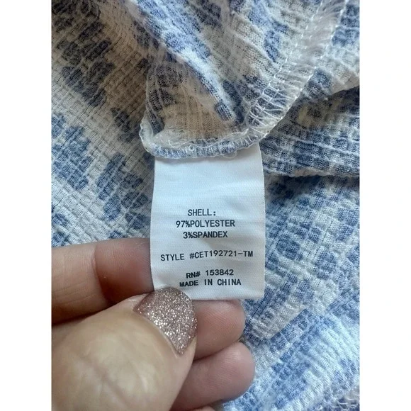 Melloday Short Sleeve Top Size Large Blue Floral  Ruffle Neck - Picture 8 of 11